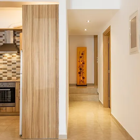 My House 아파트 키트노스