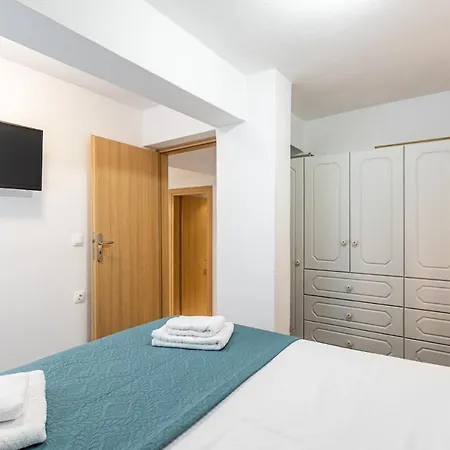 My House Κύθνος